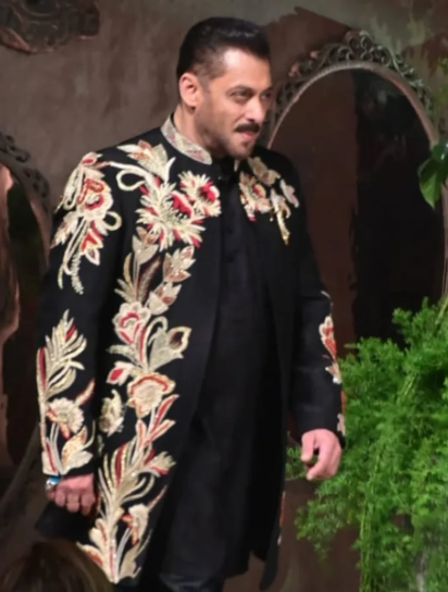 SalmanKhan, VikramPhadnis, FashionRamp, BollywoodGlam, IdentityBoost