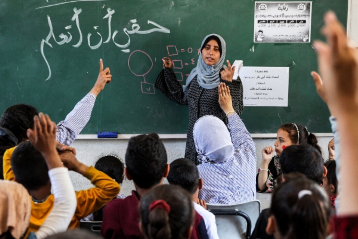 11 Palestinian girls