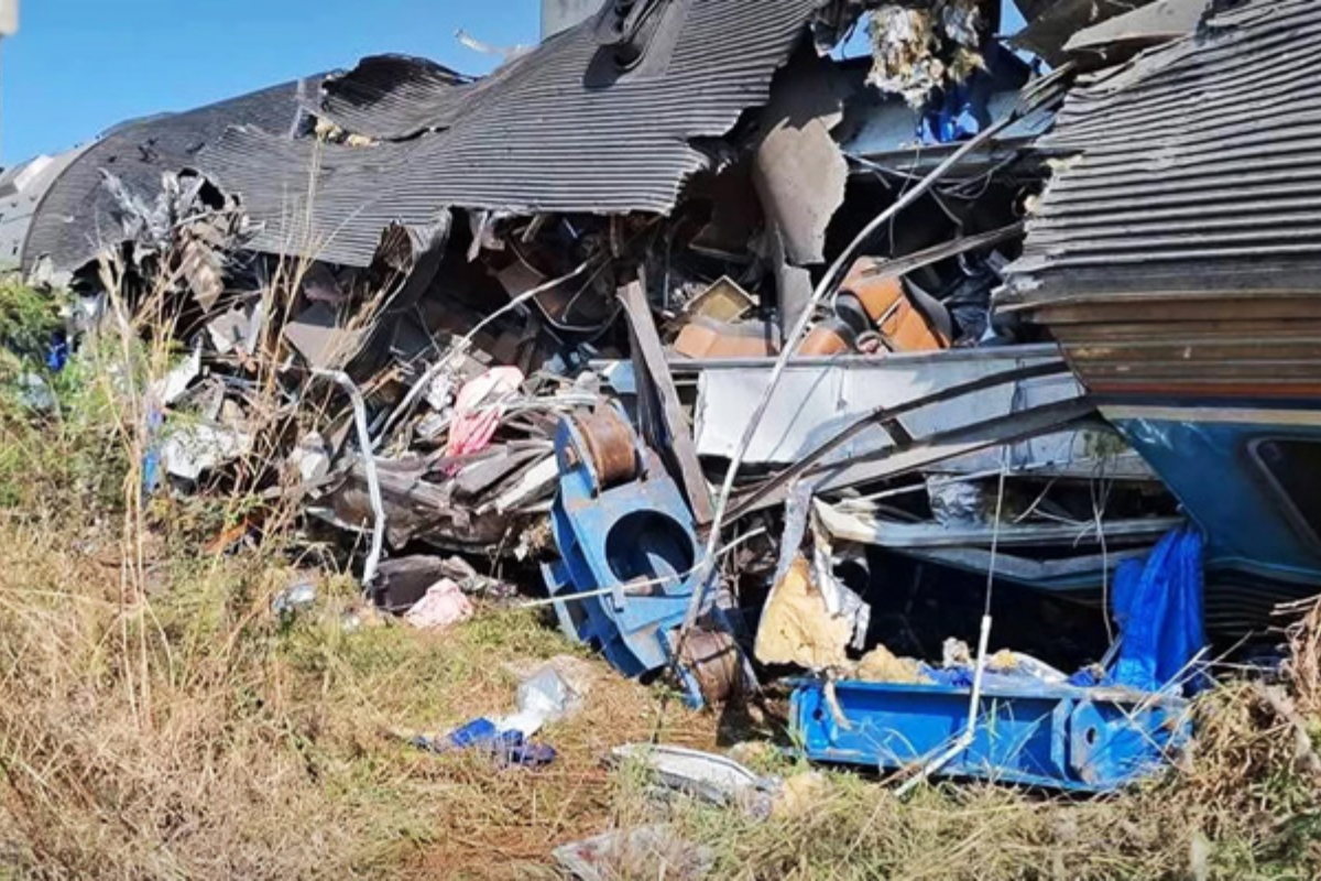 Thailand train collides