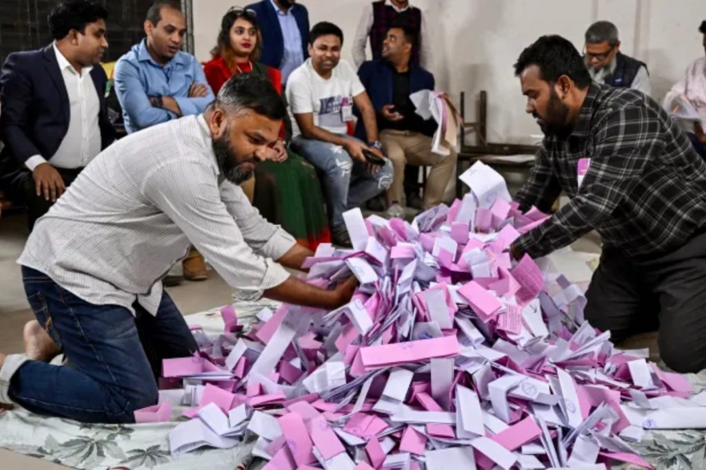 Nationwide polling