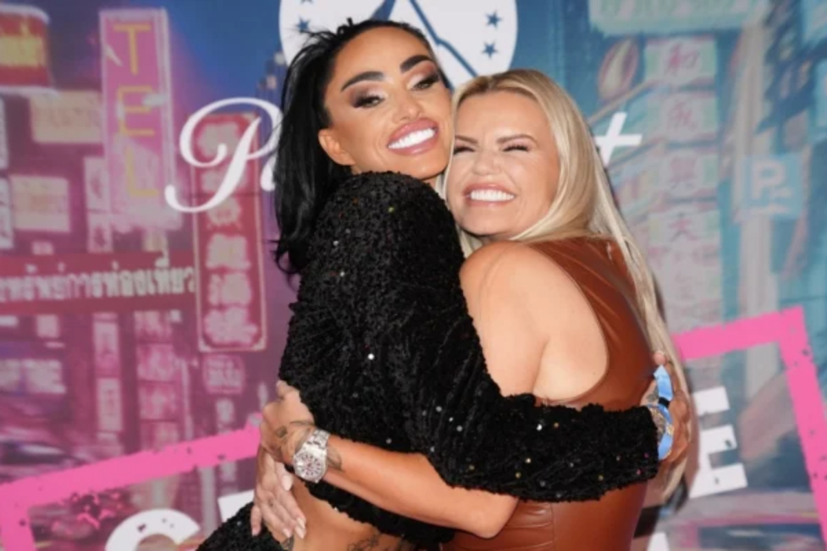 Kerry Katona praises