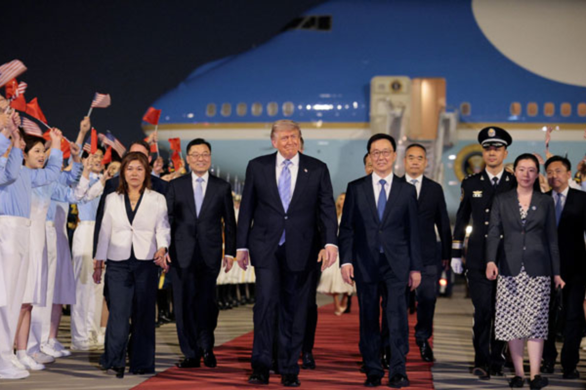 Trump arrives