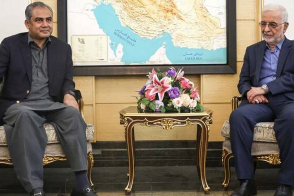 Iran praises
