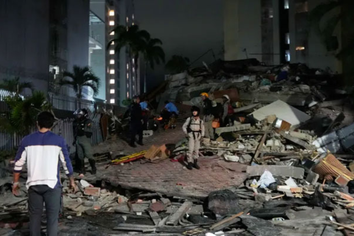 Powerful earthquakes