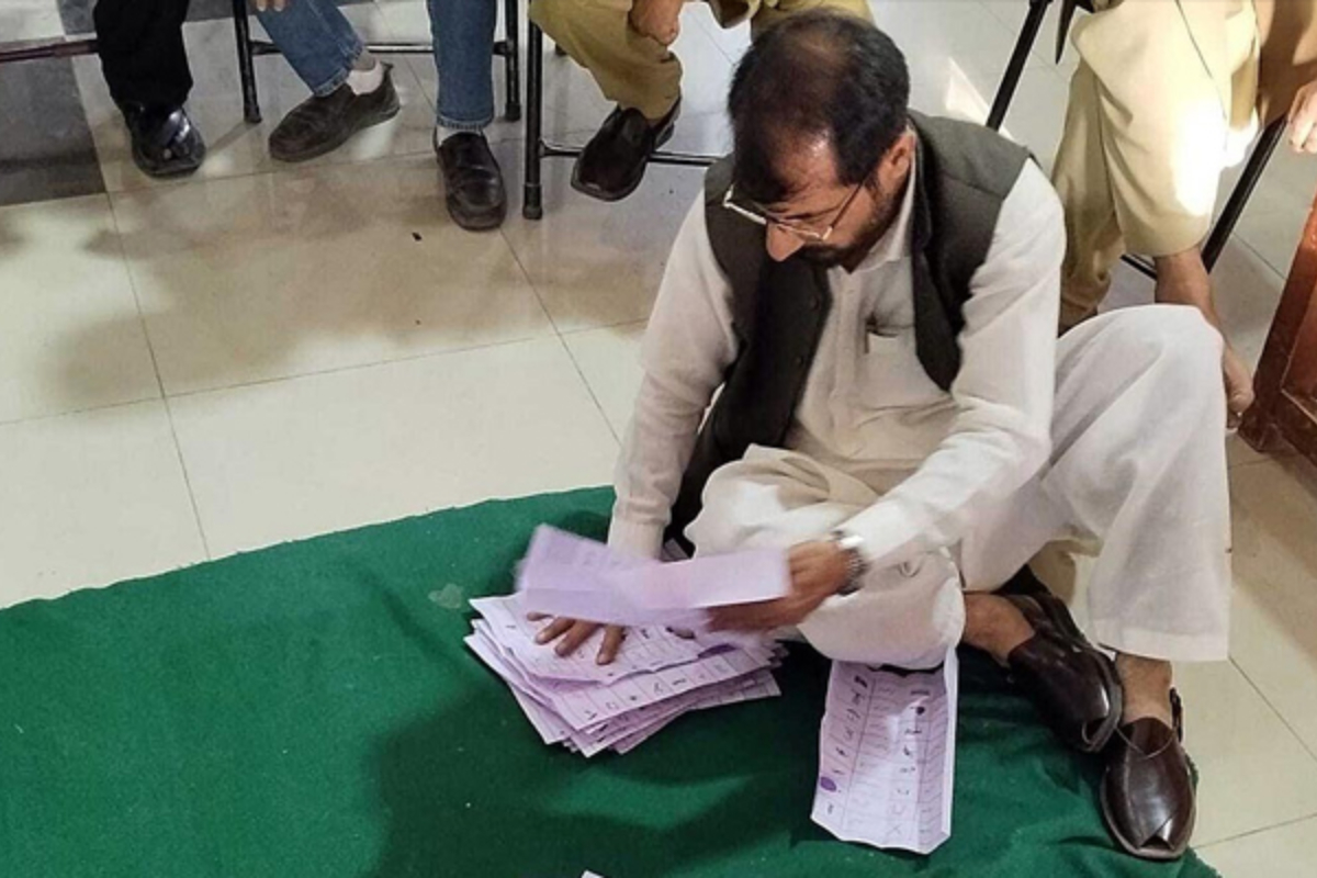 PPP leads GB