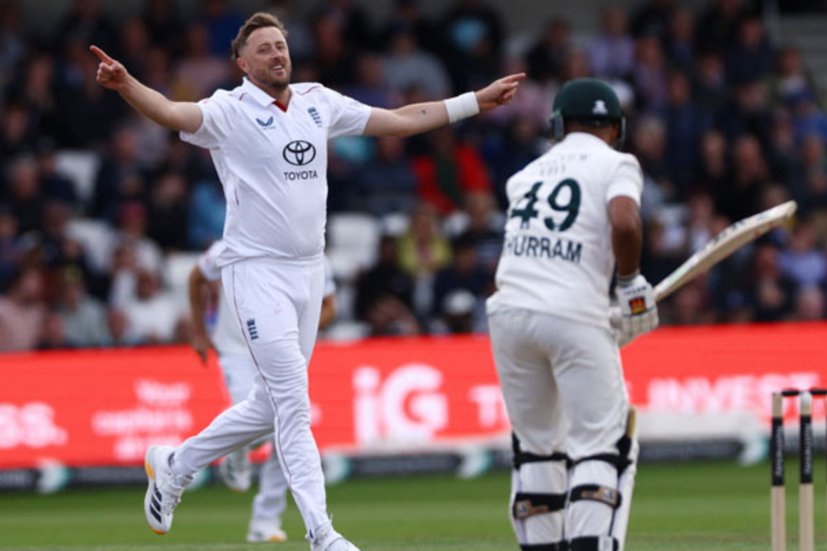 England beat