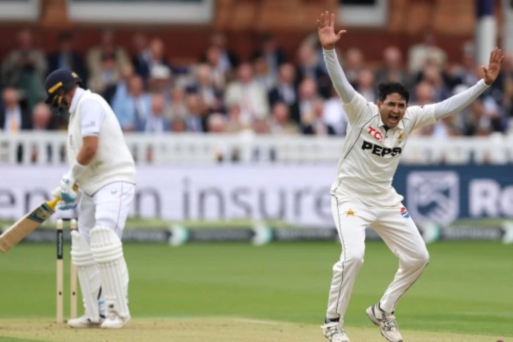Fast bowler